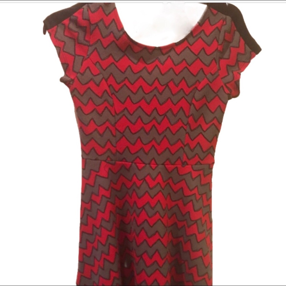♥️ Millibon (boutique) dress...fits a sz small